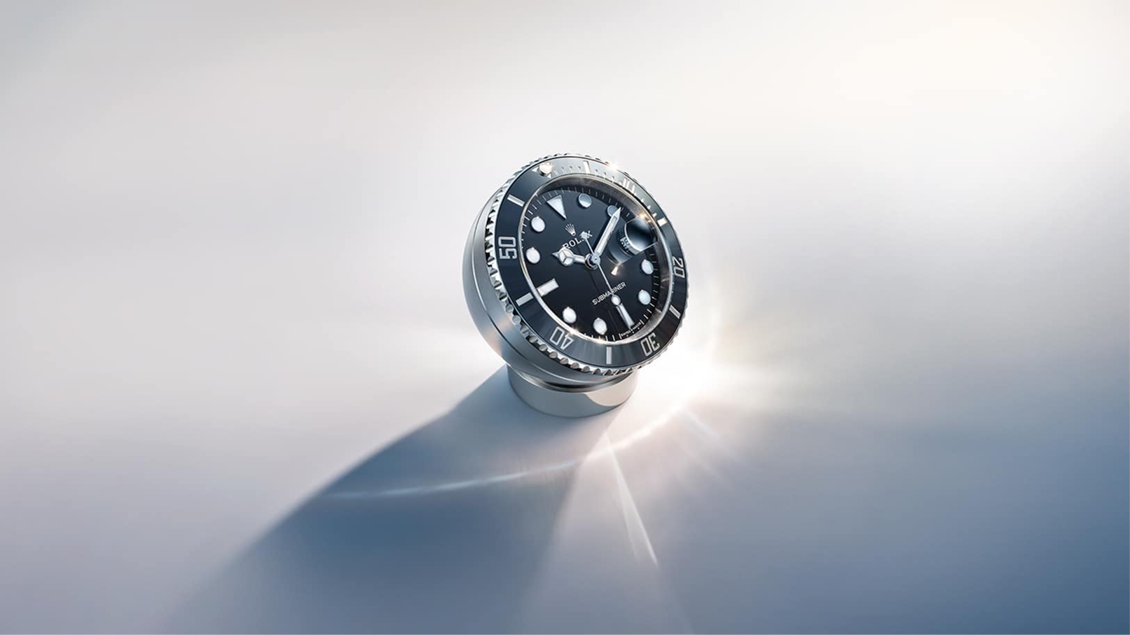 A Submariner Date clock in bright light